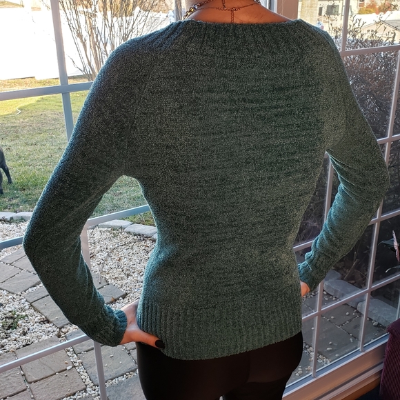 Wet Seal Chenile V-Neck Teal Sweater Size Medium - Picture 2 of 6
